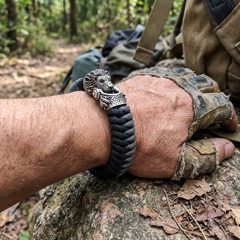Lion Paracord Bracelet