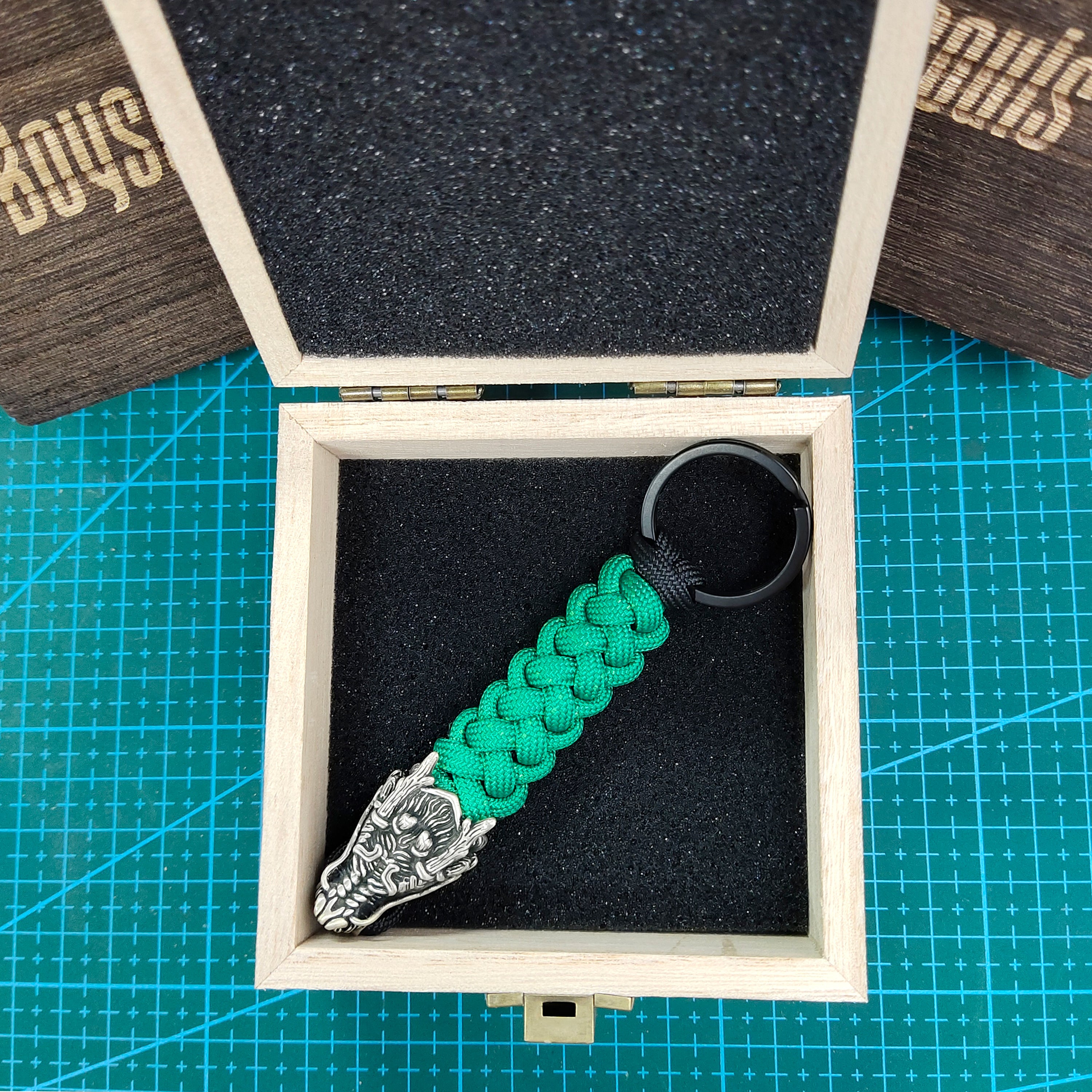 The Dragon II Paracord Keychain