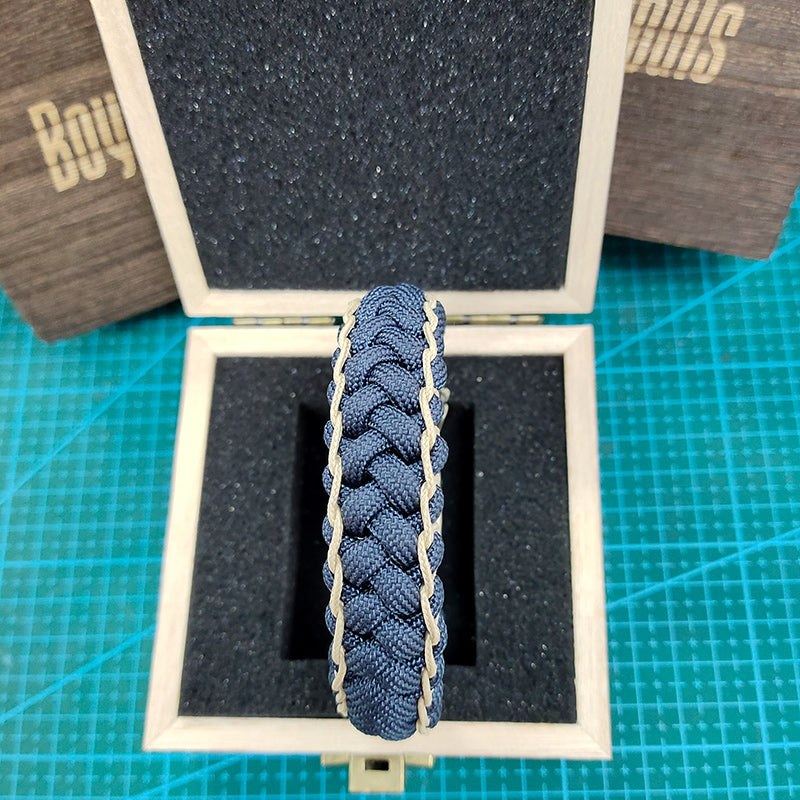 The Dragon II Paracord Bracelet