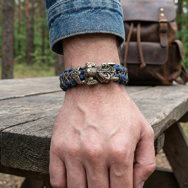 Wolf Paracord Bracelet