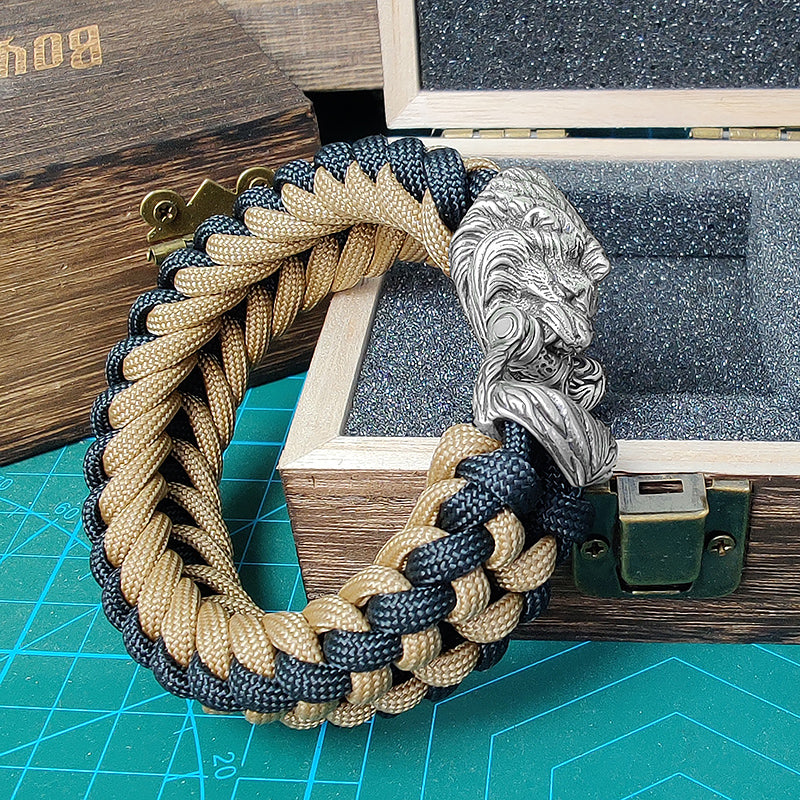 Lion II Paracord Bracelet