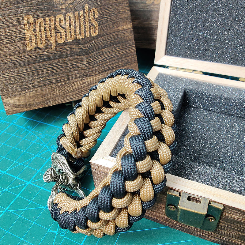 Lion II Paracord Bracelet