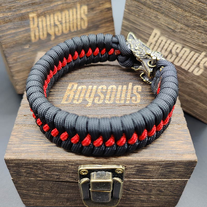 Warrior Wolf Paracord Bracelet