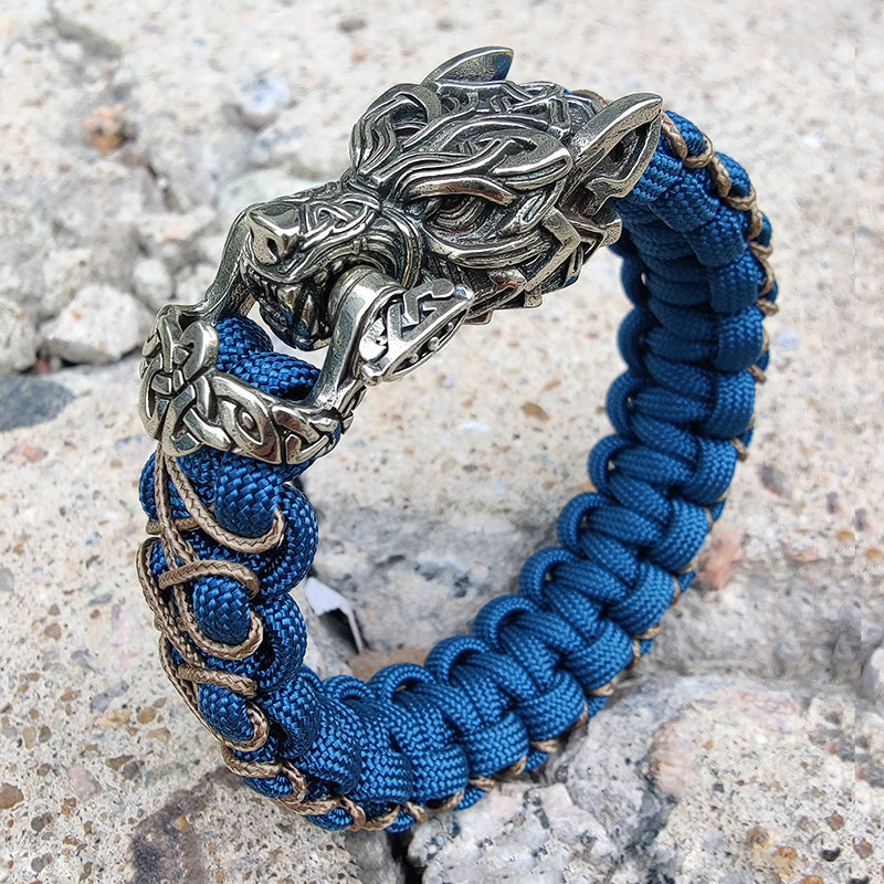 Wolf Paracord Bracelet