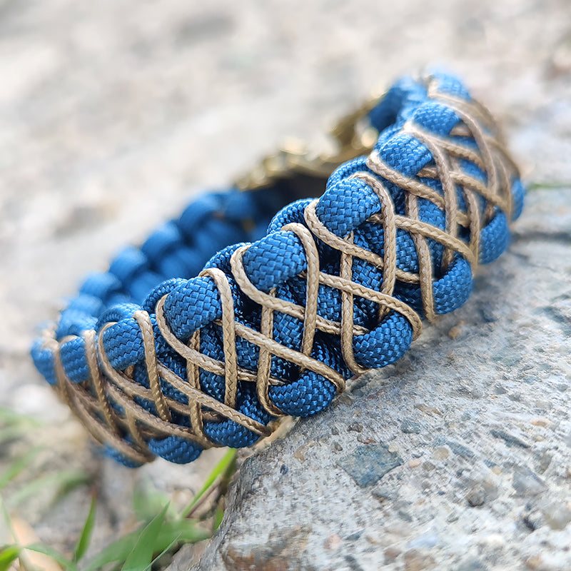 Wolf Paracord Bracelet