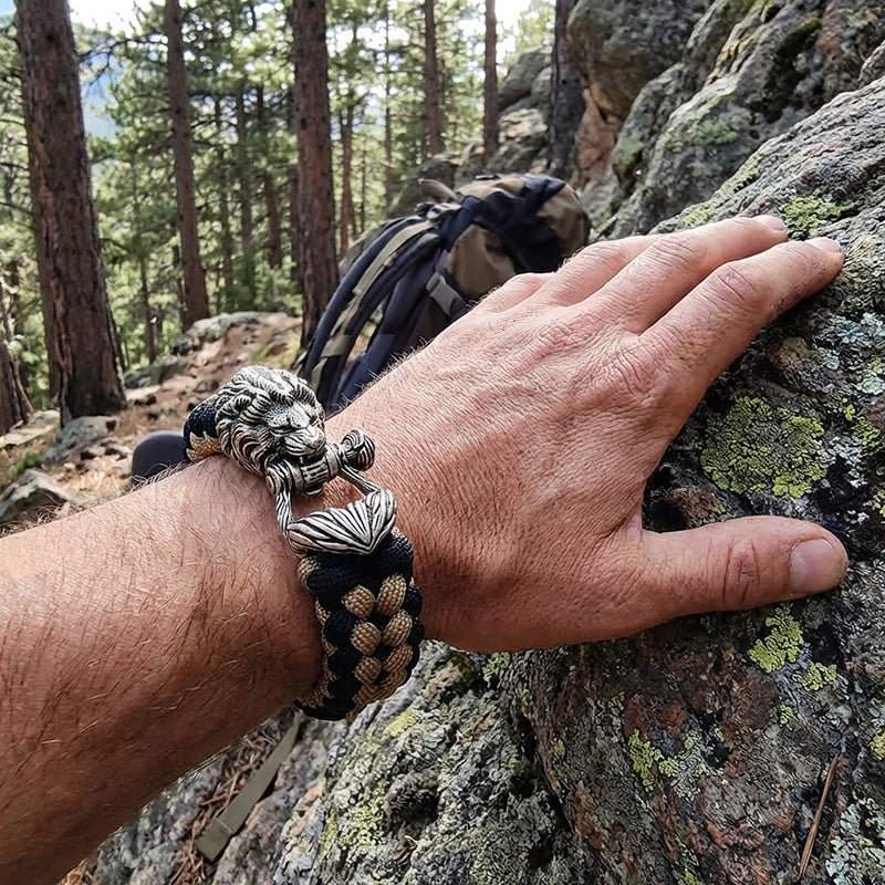 Lion II  Paracord Bracelet
