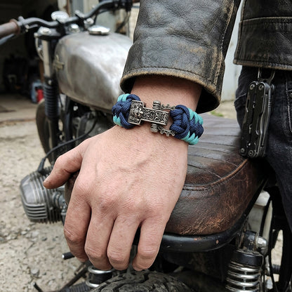 The Skull Paracord Bracelet