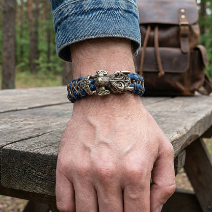 Wolf Paracord Bracelet